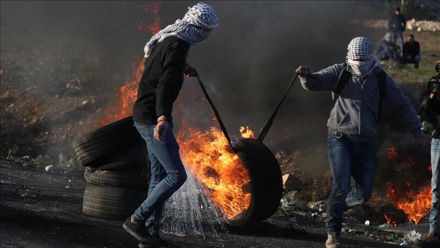 مواجهات بين فلسطينيين والجيش الإسرائيلي جنوبي الضفة