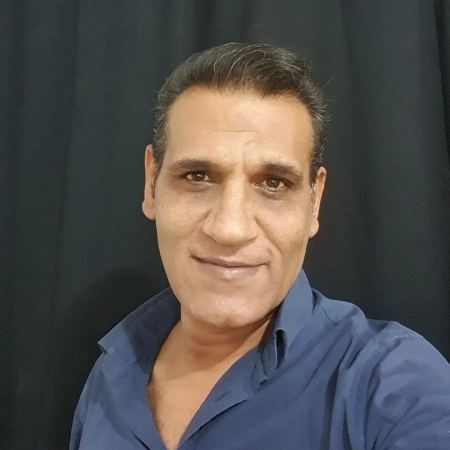  الفحماوي محمد وليد فنان تشكيلي ينثر الجمال في لوحاته 