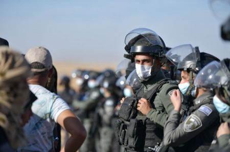 الشرطة تعلن اعتقال 21 شابا من النقب باحداث الاطرش