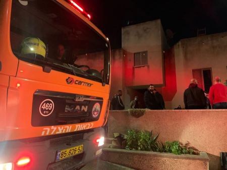 اندلاع حريق داخل مبنى سكني في طمرة