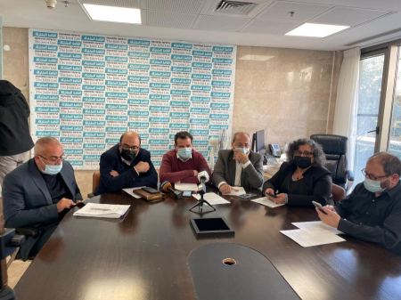 المشتركة تقول للموحدة : طق شرش الحيا