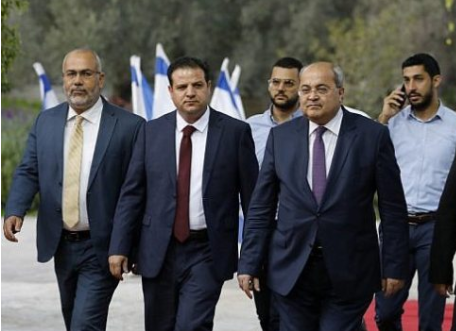  اقتراح قانون لاعادة اعتبار اللغة العربية لغة رسمية 