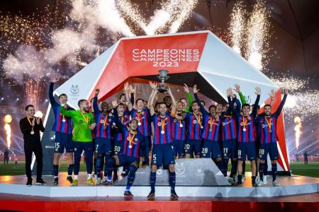 برشلونة يتوّج بكأس السوبر بعد تغلبه على ريال مدريد