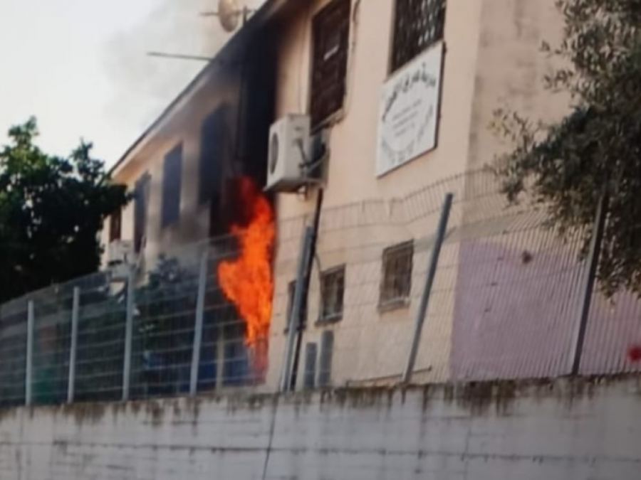 قلنسوه : حريق في مدرسة عمر بن الخطاب
