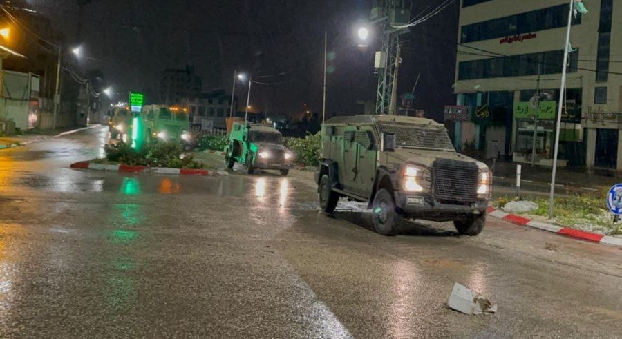 في اليوم الـ 16 على العدوان : قصف متواصل على قطاع غزة واقتحامات واعتقالات بالضفة 