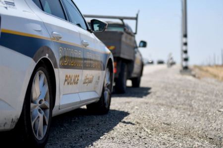 اتهام رجلين من كفرقاسم بسرقة سيارة مواطنة من الشمال ونقلها الى المناطق الفلسطينية