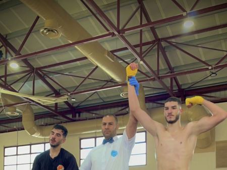 البطل العالمي كرم اسعد يحقق الميدالية الذهبية في بطولة الدولة ليضم هذا الانجاز لانجازاته العالمية