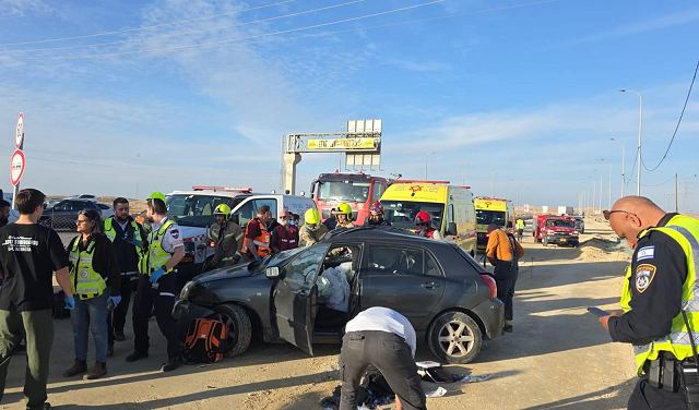 حوادث طرق في النقب : مصرع امرأة وطفل بحادثين منفصاين