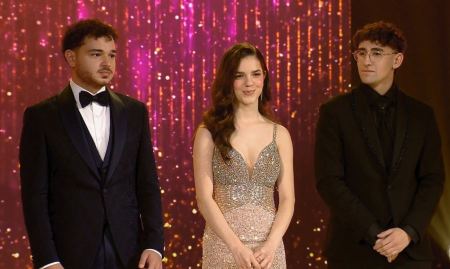 نهائي "المايك إلك" يحطم نسب المشاهدة على قناة مكان وآدم أبو جبل يتوّج باللقب