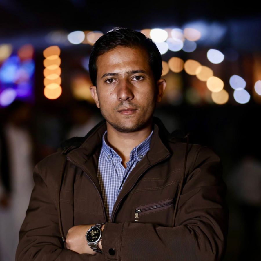 رجل الأعمال الشيخ والصراف المعروف صادق القرماني .. عطاء المحب وفروسية العاشق 