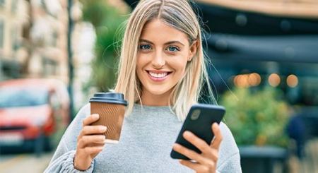 هل انت مستعدة لتناول القهوة؟ معلومات عن الكافيين وبشرة الوجه من سوبرفارم