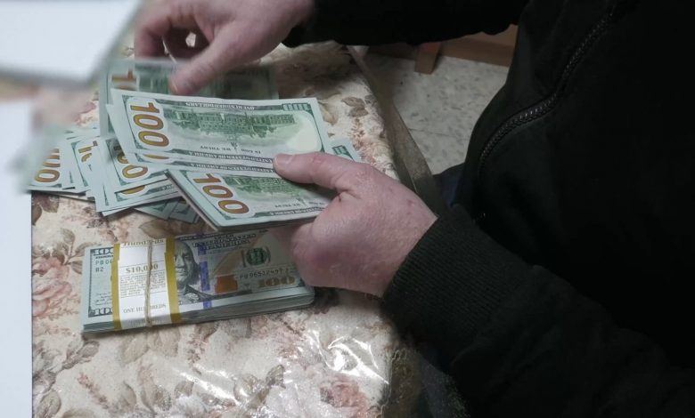 حجز 16 سيارة ومجوهرات وأموال من الشاغور