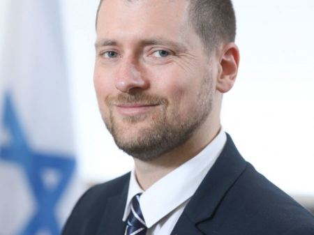 للمرّة الأولى: قسم جديد وكبير في وزارة الاقتصاد والصناعة يهتم بفرعيّ التجارة والخدمات