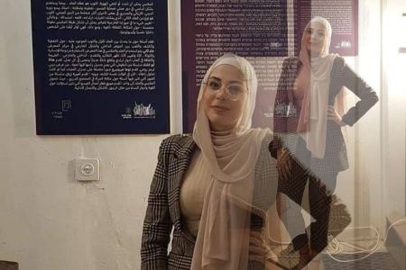 الفنانة هالة أبو كشك تذهل الرواد بعملها الفني "اعتداء" 