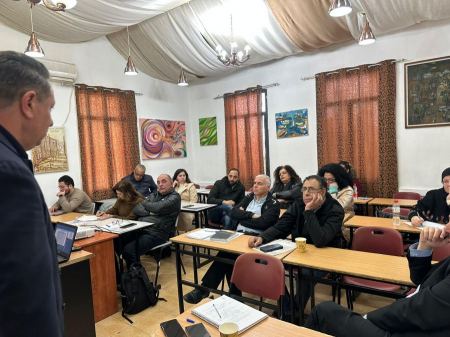 مركز مساواة يستقبل المشاركين في اللقاء الثالث من دورة تحصيل الميزانيات للأحياء العربية في المدن المختلطة 