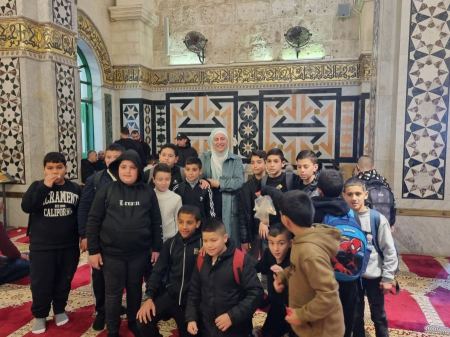 جمعية سواعد العطاء تحيي ذكرى الاسراء والمعراج في رحله الى رحاب المسجد الاقصى. 