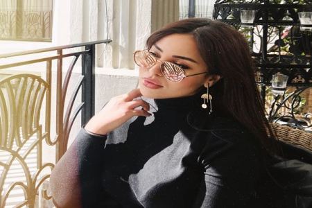 كوثر التغزاوي مخرجة مغربية تألقت في مجال احتكره الرجال