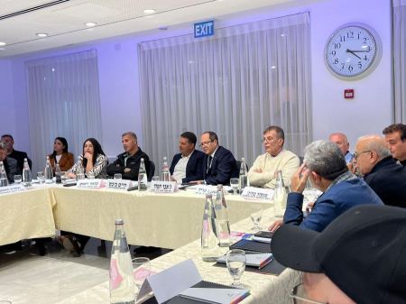 رؤساء السلطات المحلية الدرزية يعلنون دعمهم الكامل للإضراب الذي أعلنه مركز السلطات المحلية