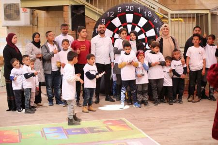 اختتام "فبراير، شمعة امل" لدعم ودمج ذوي القدرات الخاصة في رهط