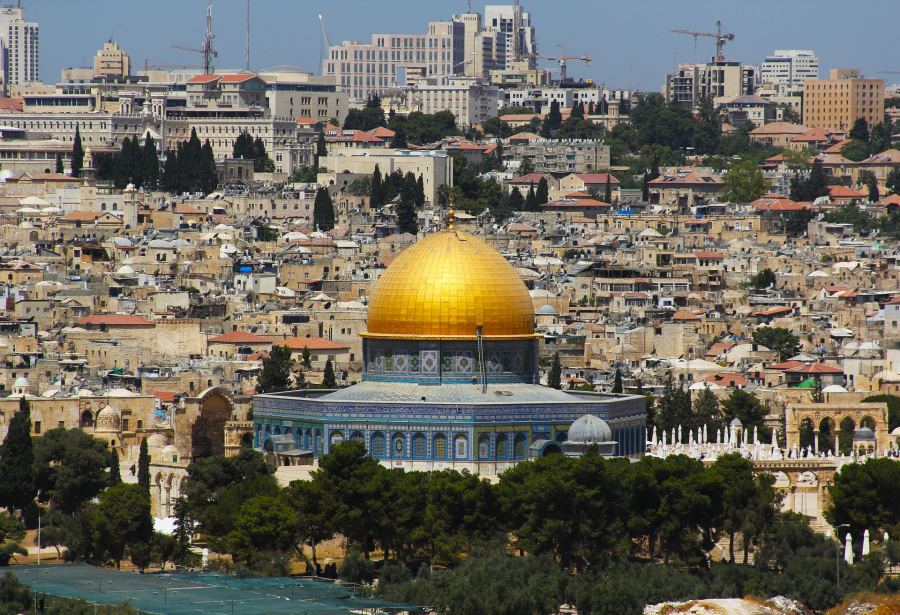 تل أبيب تتوعد بحزمة من الإجراءات ضد عائلات منفذي العمليات في القدس