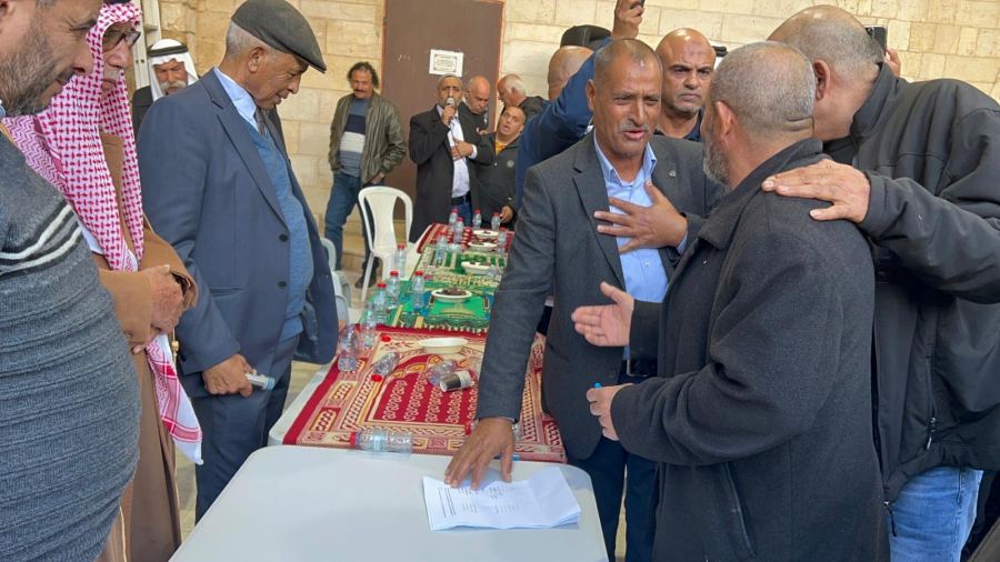 اللد: عقد راية الصلح بين عائلتي شعبان والزبارقة في المسجد الكبير
