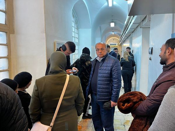 الطيبي لـ : نيوز-ويك العالمية : بايدن قادر على انهاء الحرب ولكنه لا يريد