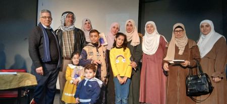 أدب الحرية في الواجهة: إشهار كتاب “زهرات في قلب الجحيم” بمخيم بلاطة