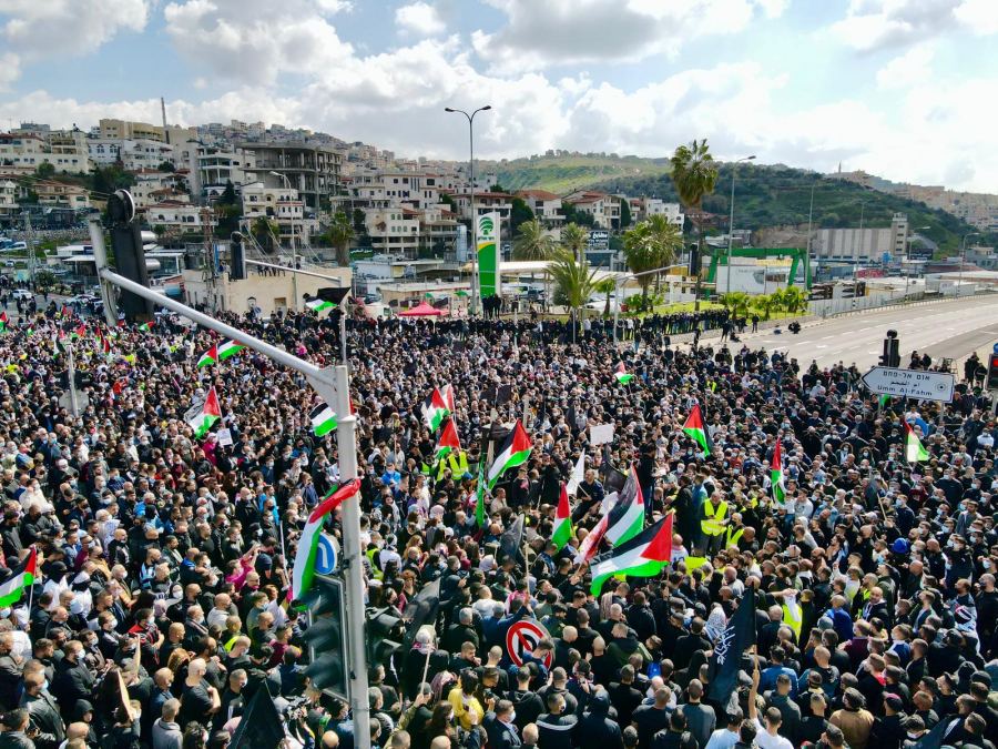القائمة المشتركة: الشرطة في أم الفحم تلاحق المتظاهرين وتتواطأ مع المجرمين