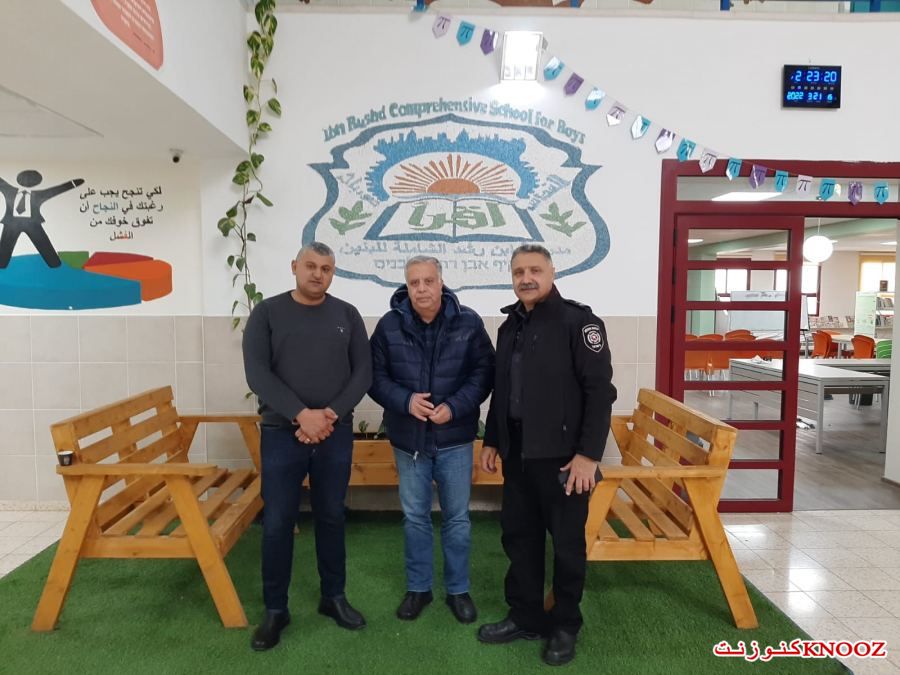 كايد ظاهر في جوله بمدارس شرقي القدس 