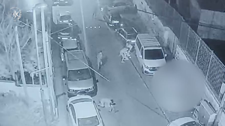 اعتقال 3 قاصرين من القدس بشبهة القاء زجاجات حارقة باتجاه بنى تحتية