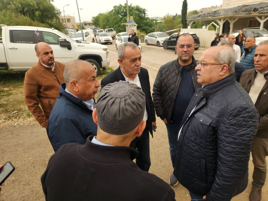 وفد المتابعة في زيارة تضامنية لقرية الزرازير