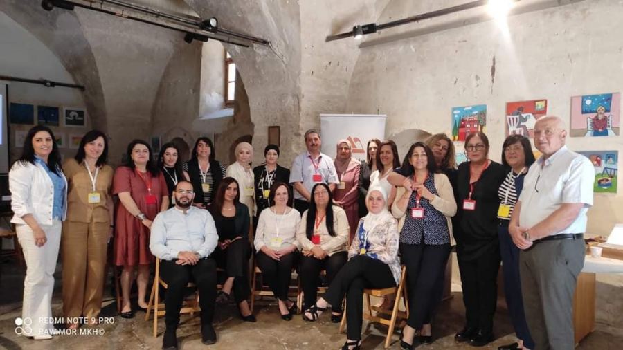 بين دوي صفارة إنذار وأخرى… النساء مستمرات