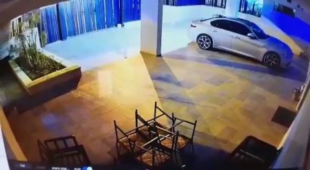 فيديو من نحف: احراق مركبة المحامي جمال فطوم واطلاق النار على بيته