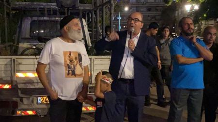 أبو شحادة يطالب بمحاكمة الوزير السابق أوحانا