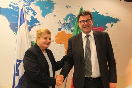 تعزيز العلاقات التجارية بين اسرائيل وايطاليا