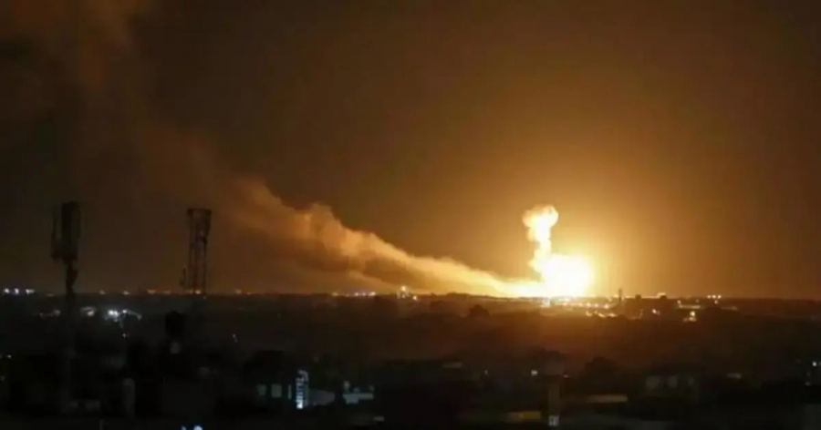 هجمات اسرائيلية على عدة مواقع بريف القنيطرة السورية