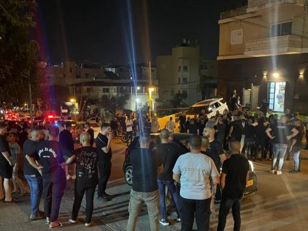 شفاعمرو: قتيلان ومصاب بجريمة اطلاق نار