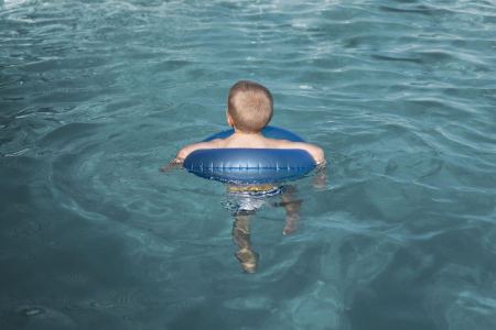 افتتاح موسم السباحة : بطيرم ترصد وفاة 7 أطفال عرب هذا العام 