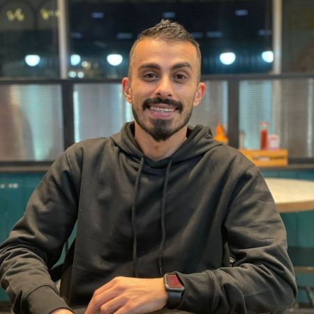 مركز إعلام يدين اعتقال وتهديد الصحافي سعيد محاجنة أثناء عمله الميداني