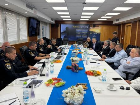  القيادة العربية لا تستجدي أحدًا، بل تفرض معادلة الأمن والكرامة