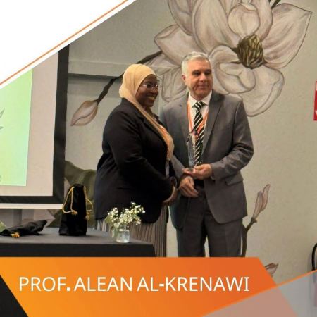 رهط:تكريم البروفيسور عليان القريناوي بجائزة دولية في مجال الصحة النفسية