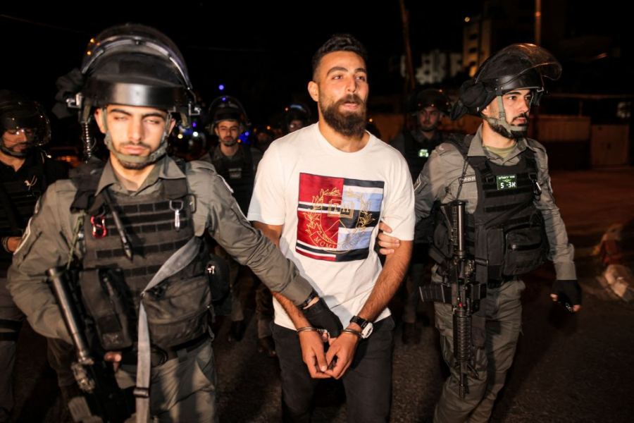 القدس : اعتقالات في صفوف المعتصمين في الشيخ جرّاح