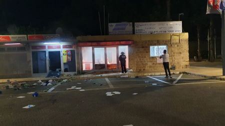 أهالي بلدنا عكا الكرام، 