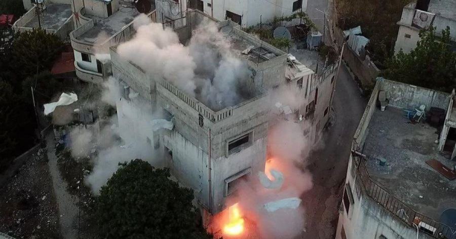 اسرائيل تهدم منزلين بالضفة وبناية يالقدس وحملة اعتقالات