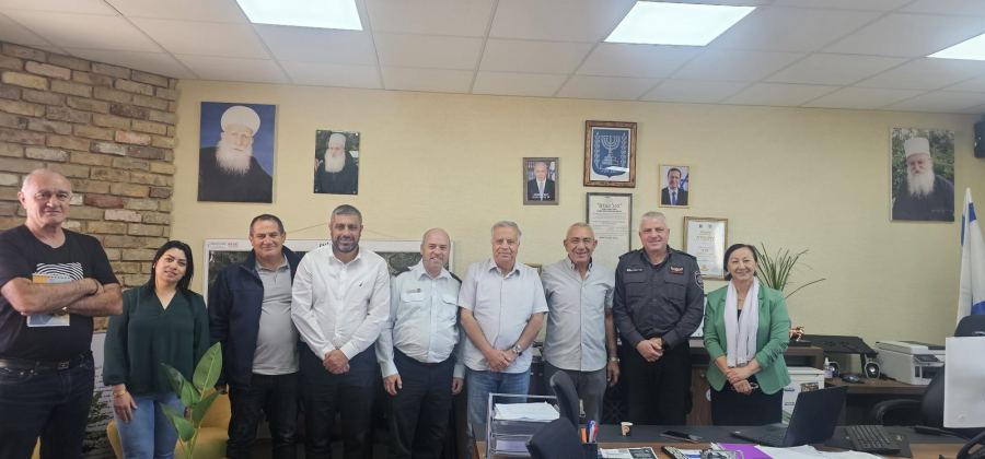 العمل على بناء محطات ووحدات تطوع في القرى الدرزية.