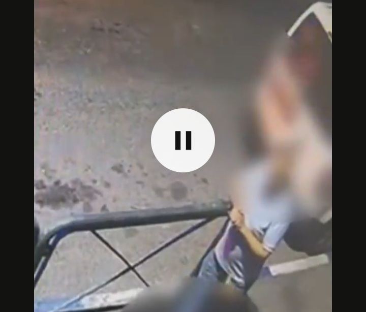 القدس : عتقال مشتبهين بتورطهم في اعتداء على شخص بالشيخ جراح 