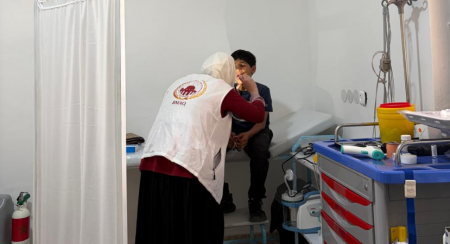 1500 مستفيد من حملاتها الطبية: "بيت مال القدس" تنفذ يوما طبيا مجانيا في مخماس