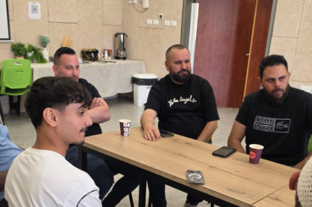 انطلاقة مسرح رهط البلدي نحو "المصير"