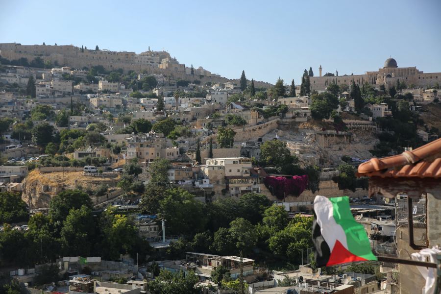 فيديو وصور| محاصرة حي البستان في سلوان- القدس للإخلاء وهدم منازل