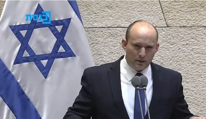 بينت يهدّد بشنّ حرب دامية على غزة وتعزيز الاستيطان